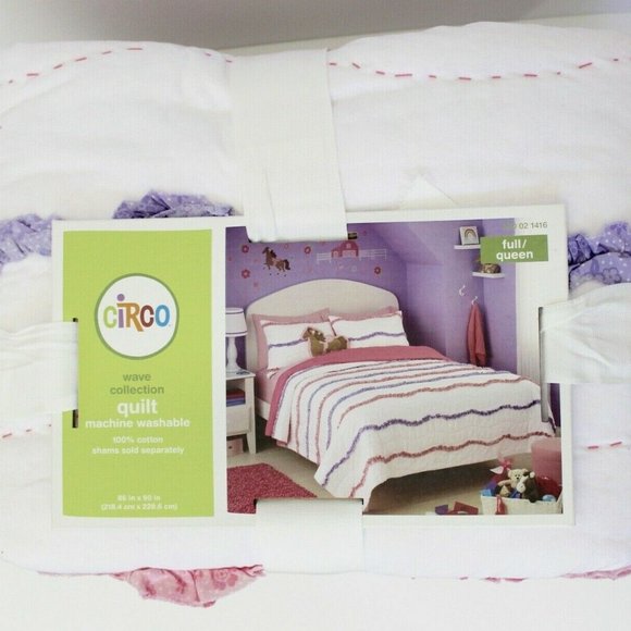 Circo Wave Collection Quilt Only Full/Queen Cameo White with Pink Purple Ribbons - Picture 1 of 5